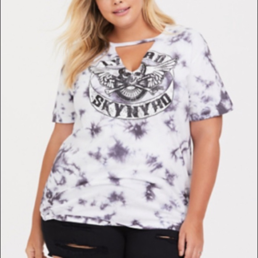 NWT Torrid Lynyrd Skynyrd Choker Tee - Size 3